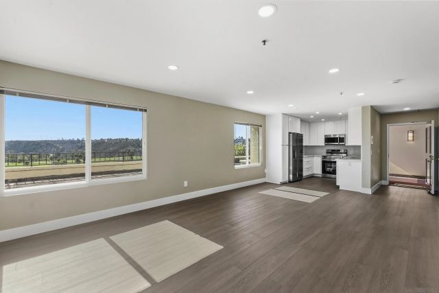 11233 Tierrasanta Blvd 13, San Diego, CA 92124