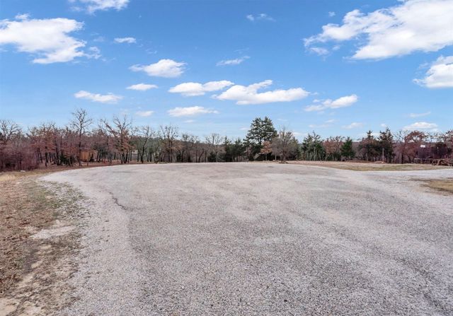 502 Silver Ridge Court, Bowie, TX 76230