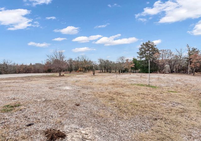 502 Silver Ridge Court, Bowie, TX 76230