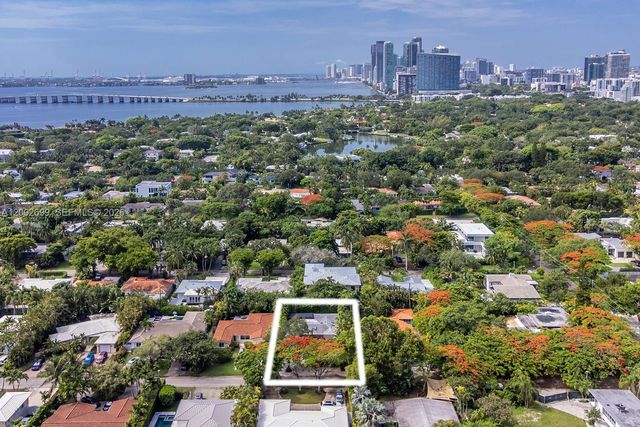 570 NE 52nd Ter 0, Miami, FL 33137