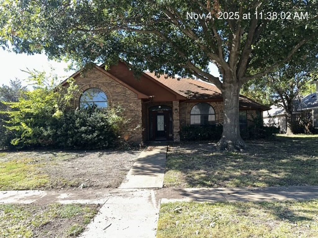 2117 Rolling Oak, Garland, TX 75044