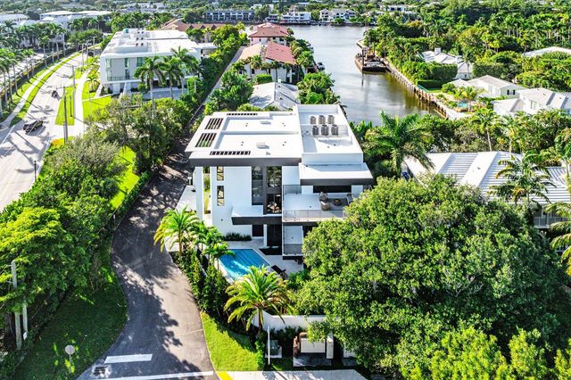 810 Andrews Avenue, Delray Beach, FL 33483
