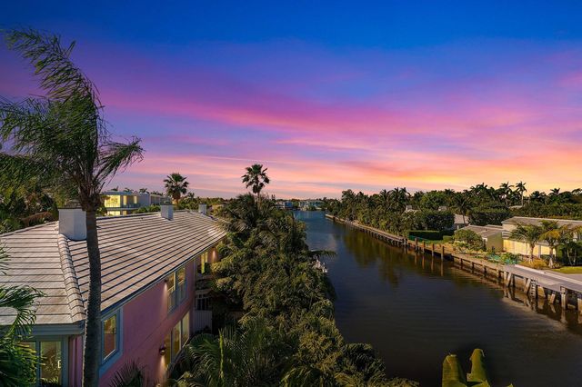 810 Andrews Avenue, Delray Beach, FL 33483