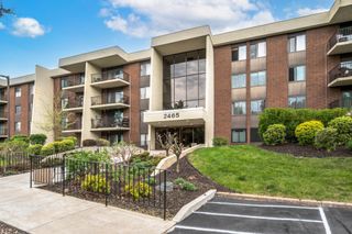 2465 Londin Lane E 212, Maplewood, MN 55119