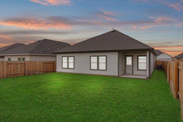 145 Ayres Horn, Cedar Creek, TX 78612