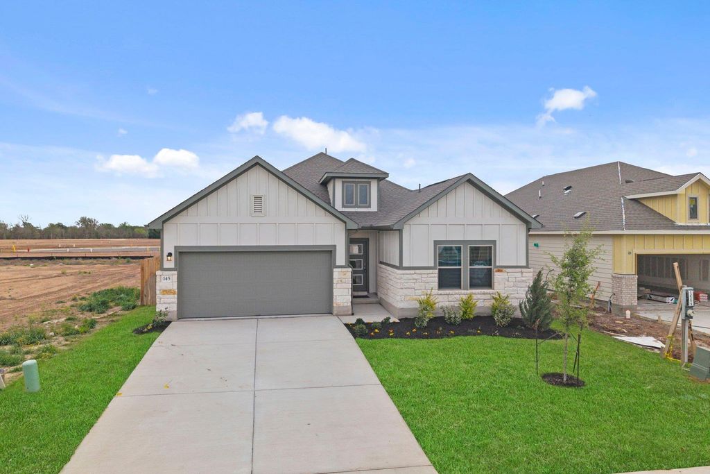 145 Ayres Horn, Cedar Creek, TX 78612