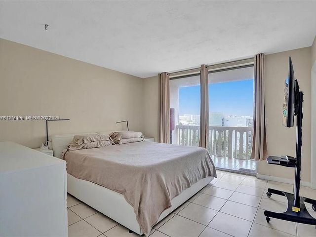 1475 NE 125th Ter 604B, North Miami, FL 33161