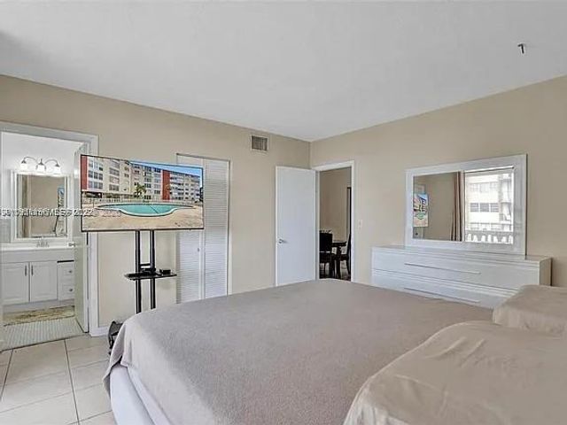 1475 NE 125th Ter 604B, North Miami, FL 33161