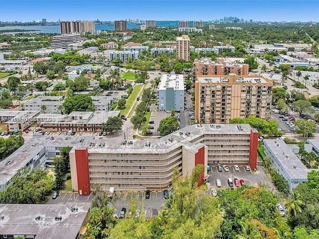 1475 NE 125th Ter 604B, North Miami, FL 33161