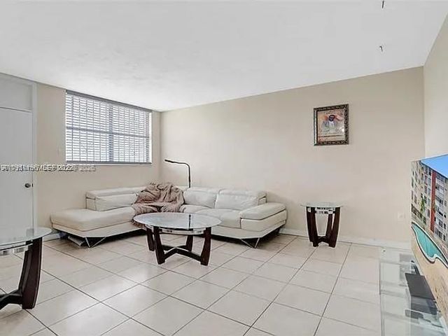 1475 NE 125th Ter 604B, North Miami, FL 33161