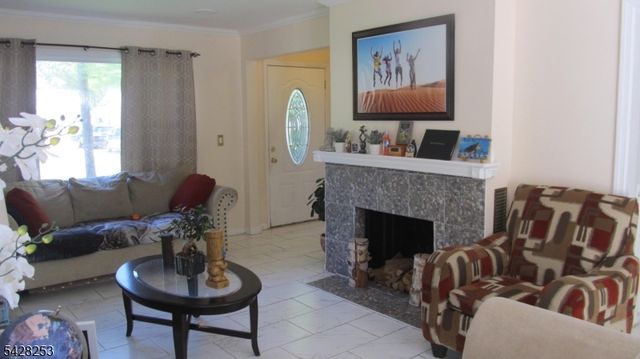 815 Mountain Ave, Bound Brook Boro, NJ 08805