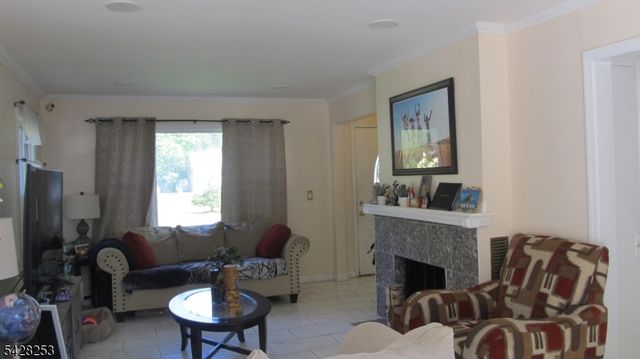 815 Mountain Ave, Bound Brook Boro, NJ 08805