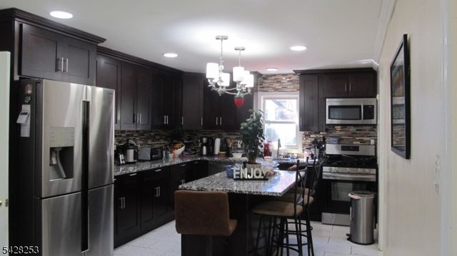 815 Mountain Ave, Bound Brook Boro, NJ 08805