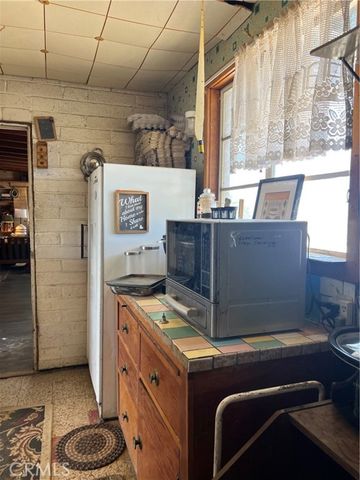 39165 240th Street, Palmdale, CA 93591