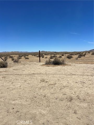 39165 240th Street, Palmdale, CA 93591