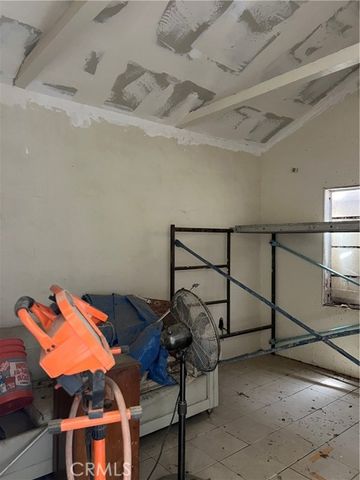 39165 240th Street, Palmdale, CA 93591