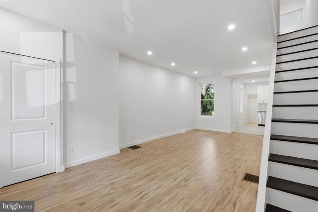5011 BEAUMONT AVE, Philadelphia, PA 19143