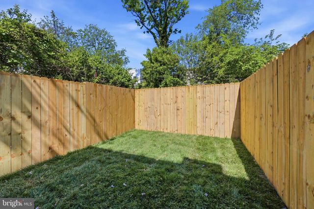 5011 BEAUMONT AVE, Philadelphia, PA 19143