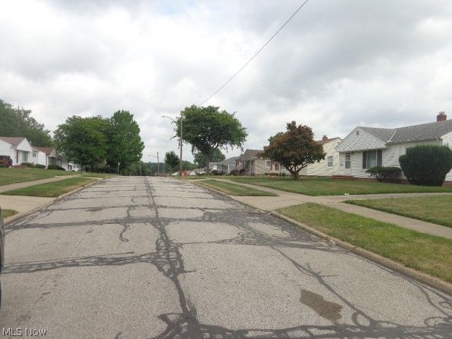 11141 Gabriella Drive, Parma, OH 44130