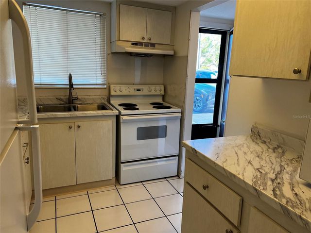 4112 HERON WAY B106, Bradenton, FL 34205