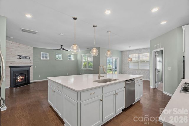15625 White Quartz Lane, Davidson, NC 28036