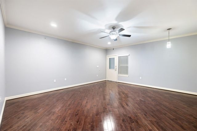 3501 Chenevert Street 17, Houston, TX 77004