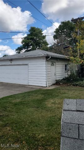 815 E 272nd Street, Euclid, OH 44132