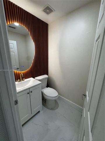 15880 SW 141st Ct, Miami, FL 33177