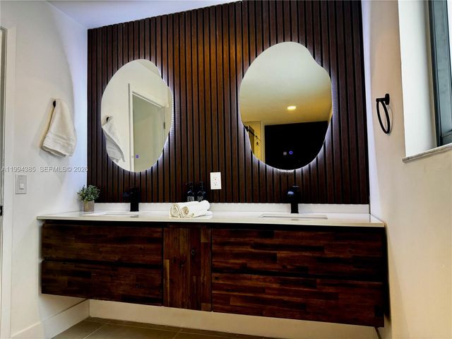 15880 SW 141st Ct, Miami, FL 33177