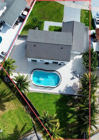 15880 SW 141st Ct, Miami, FL 33177