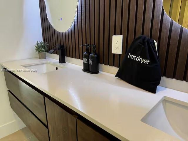 15880 SW 141st Ct, Miami, FL 33177