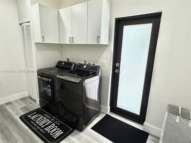 15880 SW 141st Ct, Miami, FL 33177