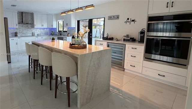 15880 SW 141st Ct, Miami, FL 33177