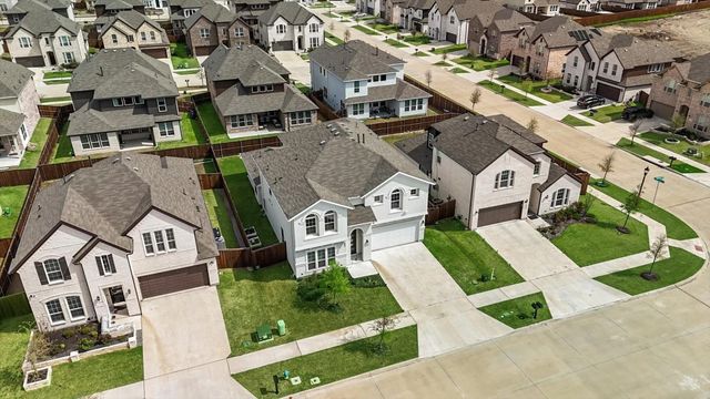 9562 Halma Trail, Frisco, TX 75035