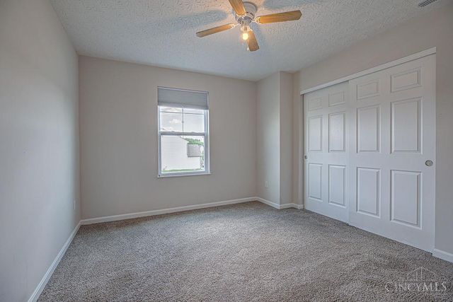 1221 Waterbury Drive, Carlisle, OH 45005