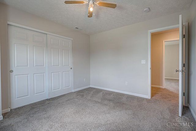 1221 Waterbury Drive, Carlisle, OH 45005