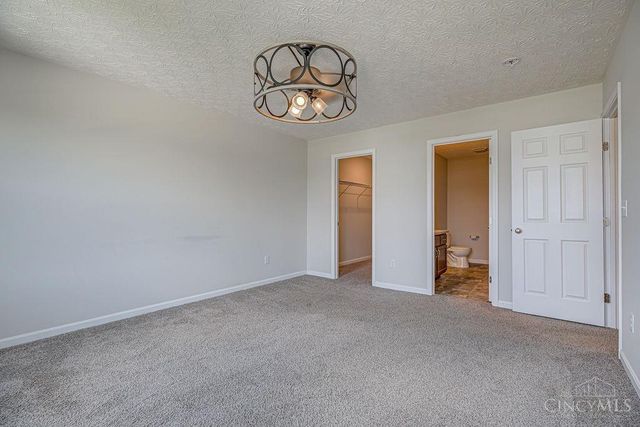1221 Waterbury Drive, Carlisle, OH 45005