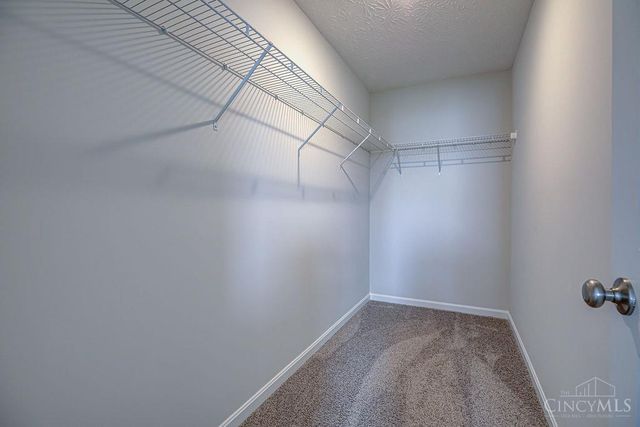1221 Waterbury Drive, Carlisle, OH 45005