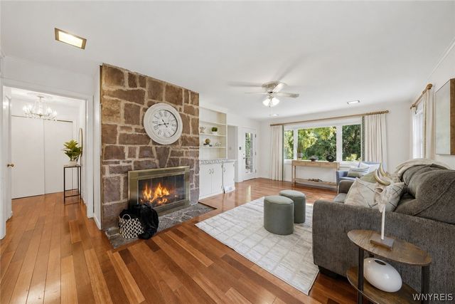 111 Lehn Springs Drive, Amherst, NY 14221