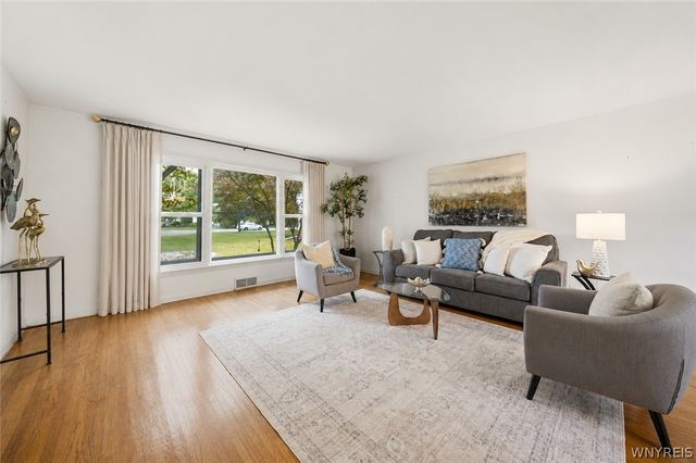111 Lehn Springs Drive, Amherst, NY 14221