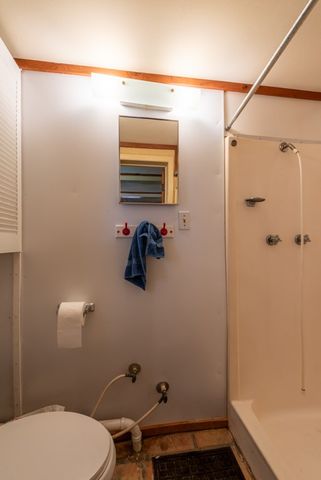 167 Buckeye Knoll Road, George West, TX 78022