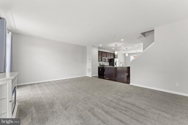 1214 RAMBLE DR, Fredericksburg, VA 22401