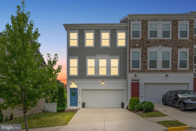 1214 RAMBLE DR, Fredericksburg, VA 22401