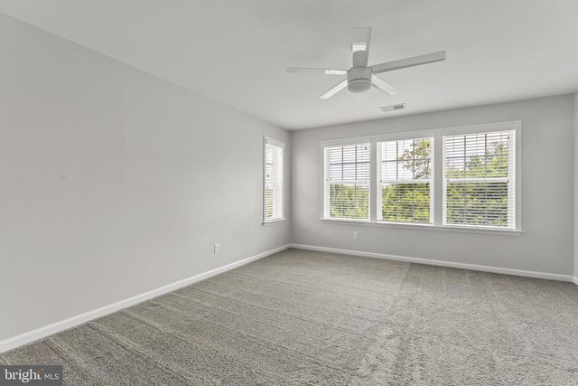 1214 RAMBLE DR, Fredericksburg, VA 22401