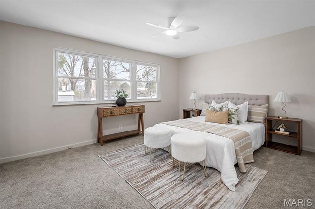 31 Bon Hills Drive, St Louis, MO 63132