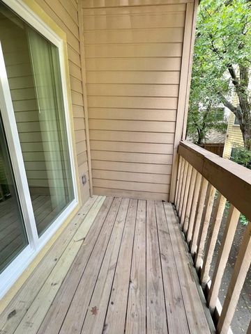 2210 Pearl ST 202, Austin, TX 78705
