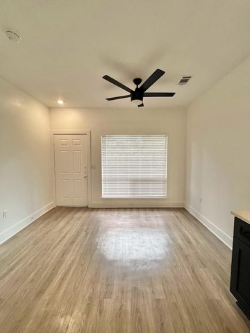 2210 Pearl ST 202, Austin, TX 78705