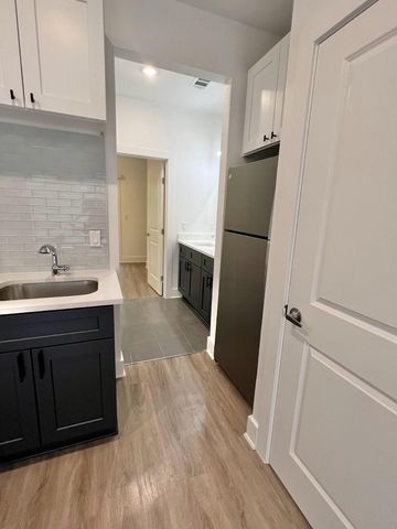 2210 Pearl ST 202, Austin, TX 78705