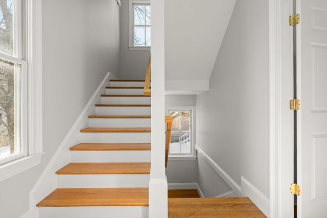 32 Stedman 32, Boston, MA 02130