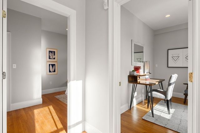 32 Stedman 32, Boston, MA 02130